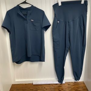 FIGS Maternity Dark Harbor Scrub set